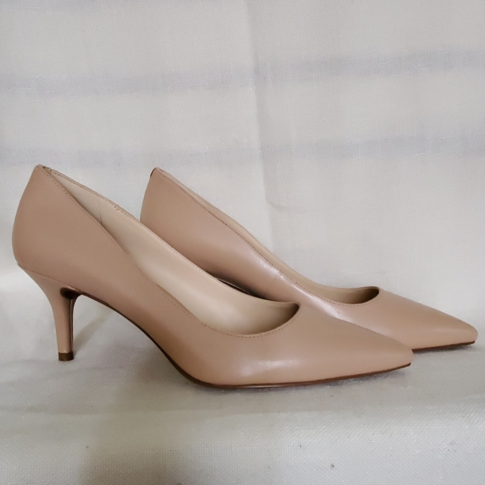 Nine West Nude Heels